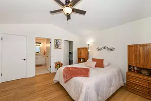 909 Bay View Cir, Mukwonago, WI 53149 - Photo 27