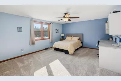 1746  Malibu Dr, Cedarburg, WI 53012 - Photo 33