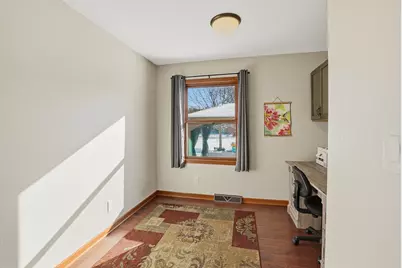 1746  Malibu Dr, Cedarburg, WI 53012 - Photo 21