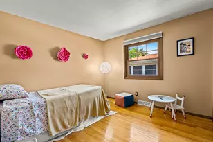 5554 S 25th St, Milwaukee, WI 53221 - Photo 11