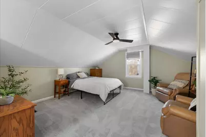 2217  Lefeber Ave, Wauwatosa, WI 53213 - Photo 17