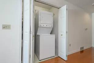 N16W26577 Wild Oats Dr, Pewaukee, WI 53072 - Photo 15