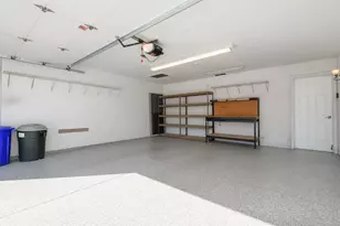 N16W26577 Wild Oats Dr, Pewaukee, WI 53072 - Photo 25