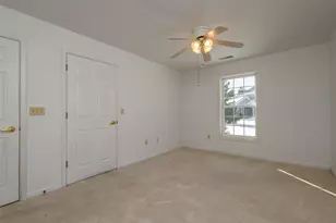 N16W26577 Wild Oats Dr, Pewaukee, WI 53072 - Photo 19