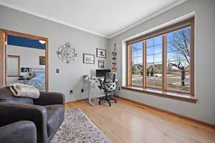 W243N2792 Creekside Dr, Pewaukee, WI 53072 - Photo 13