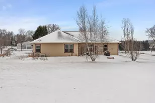 1900 Hillside Rd, Slinger, WI 53086 - Photo 33