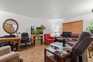 S86W18930 Woods Rd, Muskego, WI 53150 - Photo 21