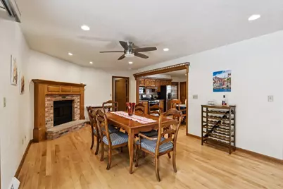 N73W15968  Alpine Ln, Menomonee Falls, WI 53051 - Photo 7