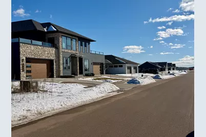 3017  Red Clover St, Holmen, WI 54636 - Photo 3