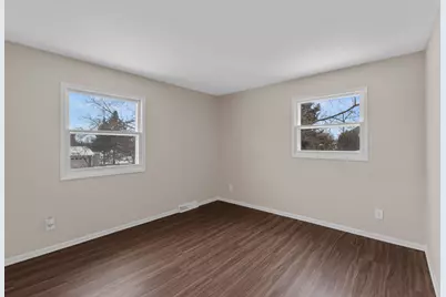 104 W Stoney Ridge Way, Saukville, WI 53080 - Photo 15