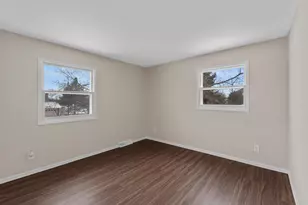 104 W Stoney Ridge Way, Saukville, WI 53080 - Photo 15