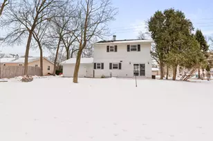 104 W Stoney Ridge Way, Saukville, WI 53080 - Photo 25