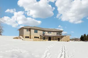 W9160 Deer Rd, Mitchell, WI 53011 - Photo 3