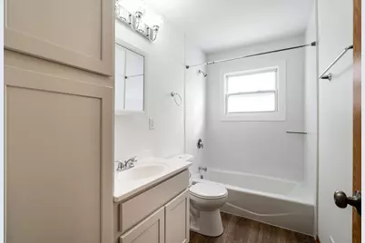 4125 W Morgan Ave, Milwaukee, WI 53221 - Photo 9