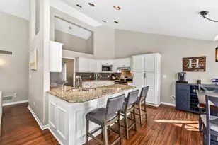 1118 Riverwalk Ct, Pewaukee, WI 53072 - Photo 19