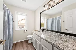 1118 Riverwalk Ct, Pewaukee, WI 53072 - Photo 37