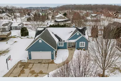 1118  Riverwalk Ct, Pewaukee, WI 53072 - Photo 7