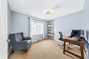 1118 Riverwalk Ct, Pewaukee, WI 53072 - Photo 35