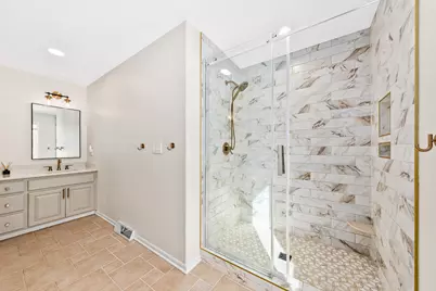 1118  Riverwalk Ct, Pewaukee, WI 53072 - Photo 33