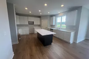 509 Talbot's Woods Dr, Dousman, WI 53066 - Photo 5