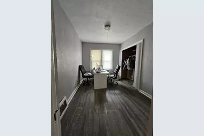 3049 S Hanson Ave, Milwaukee, WI 53207 - Photo 17