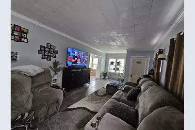 3049 S Hanson Ave, Milwaukee, WI 53207 - Photo 9