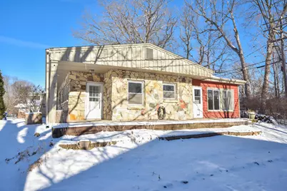 1350  Parkway Dr, Brookfield, WI 53005 - Photo 5
