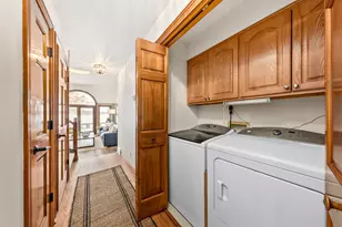 W177S7495 Harbor Cir, Muskego, WI 53150 - Photo 23