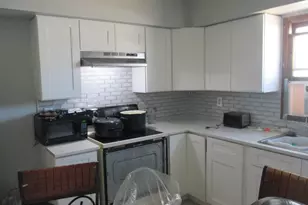 6602 W Mill Rd, Milwaukee, WI 53218 - Photo 27