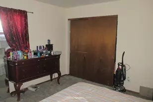 6602 W Mill Rd, Milwaukee, WI 53218 - Photo 11