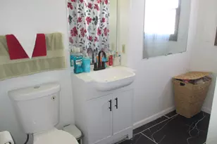 6602 W Mill Rd, Milwaukee, WI 53218 - Photo 17