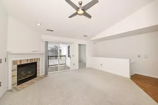 4740 S Forest Point Blvd, New Berlin, WI 53151 - Photo 13