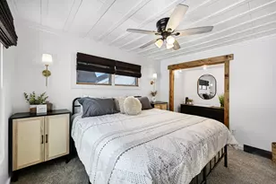 2225 Lakeshore Dr, Racine, WI 53139 - Photo 19