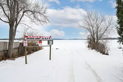 2225  Lakeshore Dr, Racine, WI 53139 - Photo 31