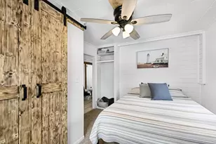 2225 Lakeshore Dr, Racine, WI 53139 - Photo 23