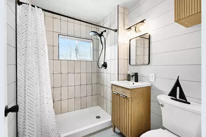 2225  Lakeshore Dr, Racine, WI 53139 - Photo 21