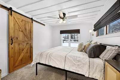 2225  Lakeshore Dr, Racine, WI 53139 - Photo 21