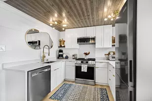 2225 Lakeshore Dr, Racine, WI 53139 - Photo 13