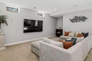 13675 N Legacy Hills Dr, Mequon, WI 53097 - Photo 21