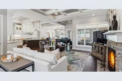 13675 N Legacy Hills Dr, Mequon, WI 53097 - Photo 3