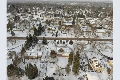 15165 W Burleigh Rd, Brookfield, WI 53005 - Photo 13