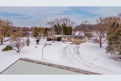 16422  82nd St, Bristol, WI 53104 - Photo 23