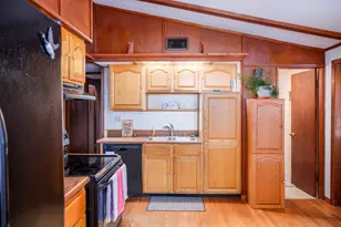 16422 82nd St, Bristol, WI 53104 - Photo 7