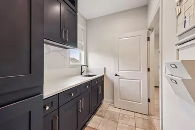 1609  Whistling Hill Cir, Hartland, WI 53029 - Photo 19