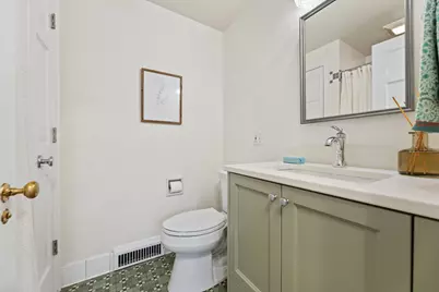 5550 N Hollywood Ave, Whitefish Bay, WI 53217 - Photo 17