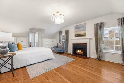 5550 N Hollywood Ave, Whitefish Bay, WI 53217 - Photo 25