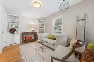 5550 N Hollywood Ave, Whitefish Bay, WI 53217 - Photo 15