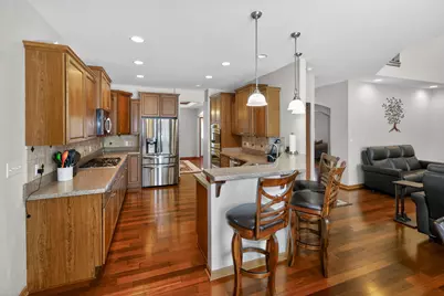 1811  Stoneridge Ln, Cedarburg, WI 53024 - Photo 7