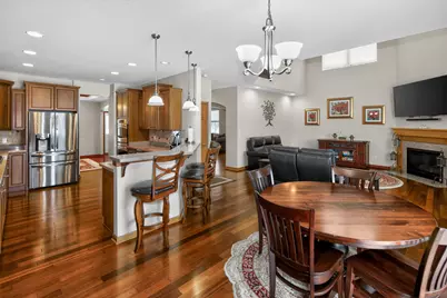 1811  Stoneridge Ln, Cedarburg, WI 53024 - Photo 5