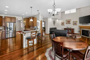 1811 Stoneridge Ln, Cedarburg, WI 53024 - Photo 5